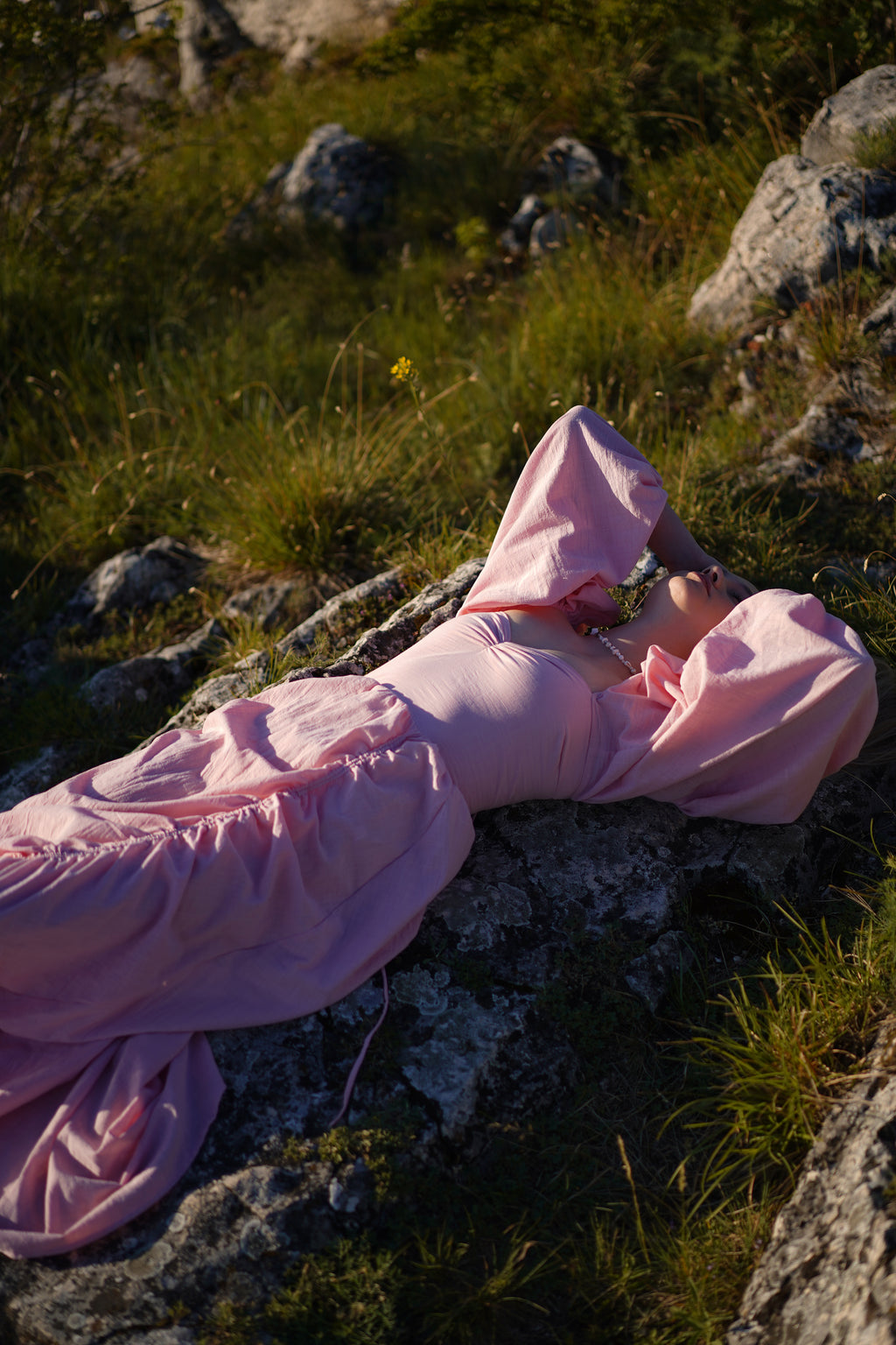 Rose Linen Dress – Pink